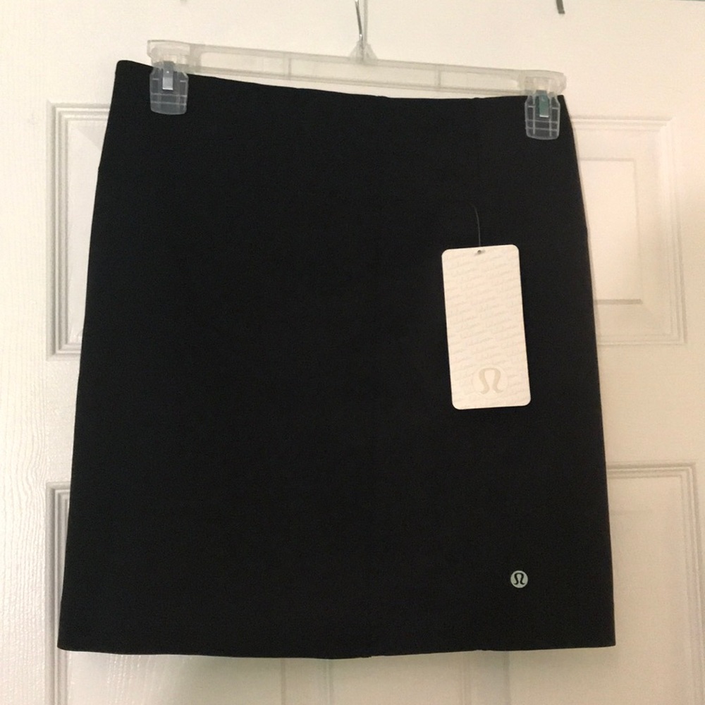 Black lululemon &go Cityfarer Skirt
